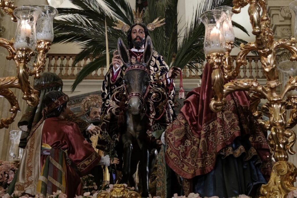 Paso de la borriquita de Sevilla