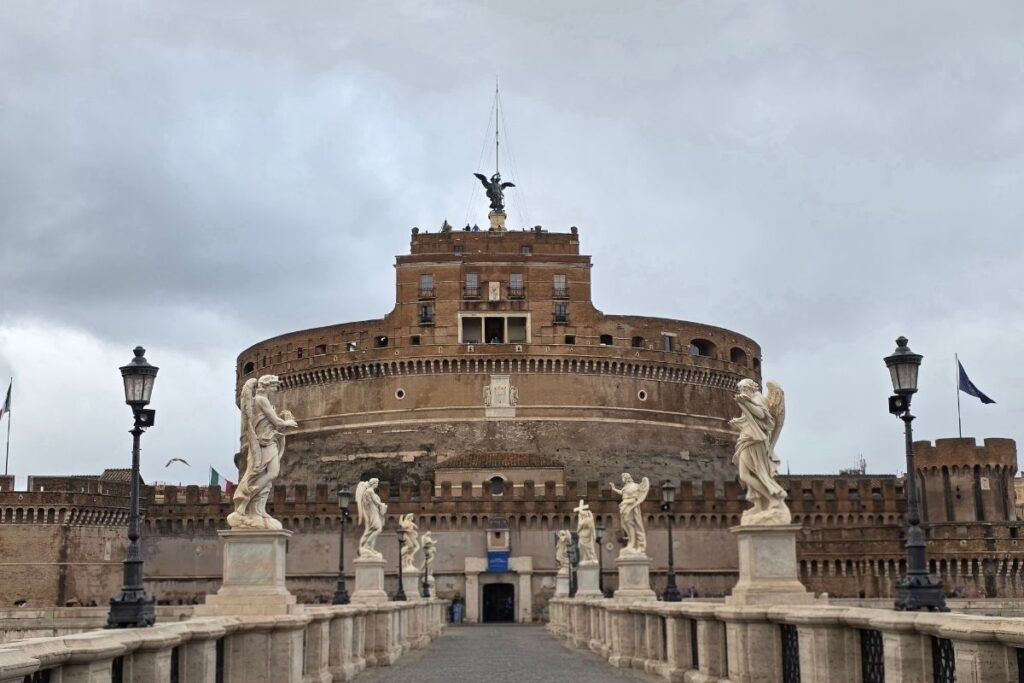 Castillo y Puente Sant'Angelo en 
