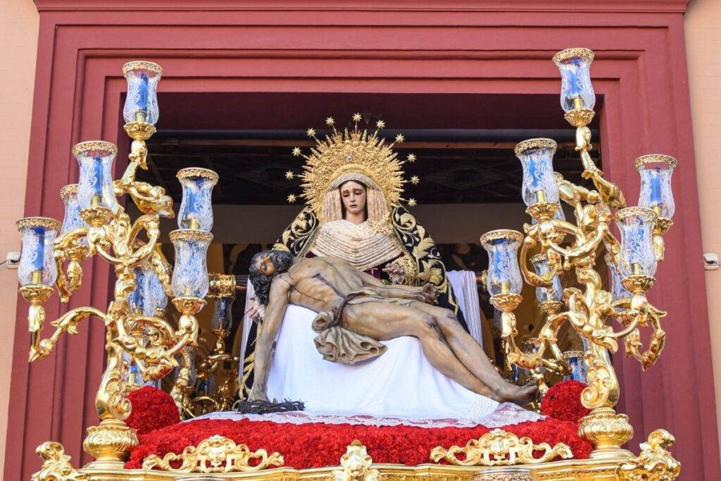 Piedad de la Hermandad del Baratillo - Sevilla