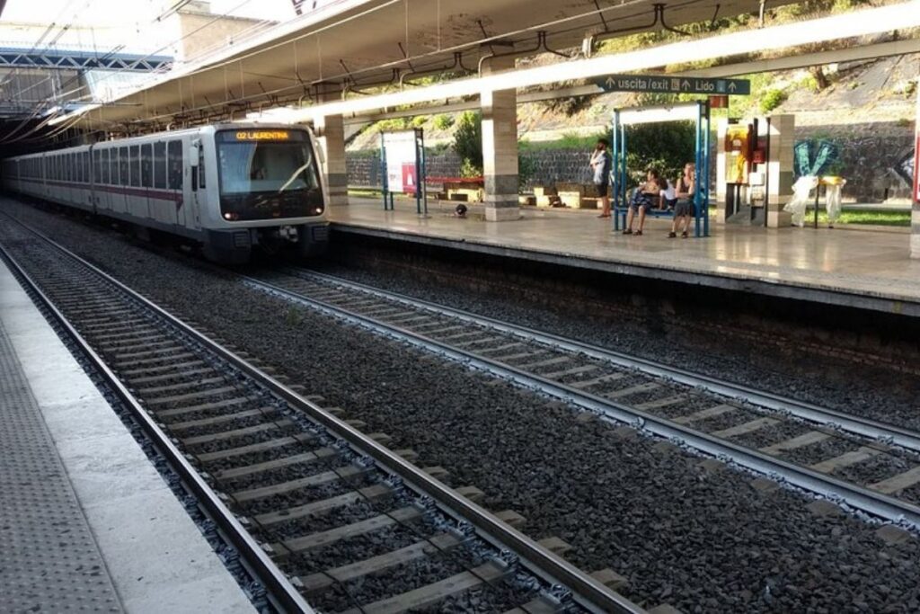 Transporte público (metro) en el centro de Roma